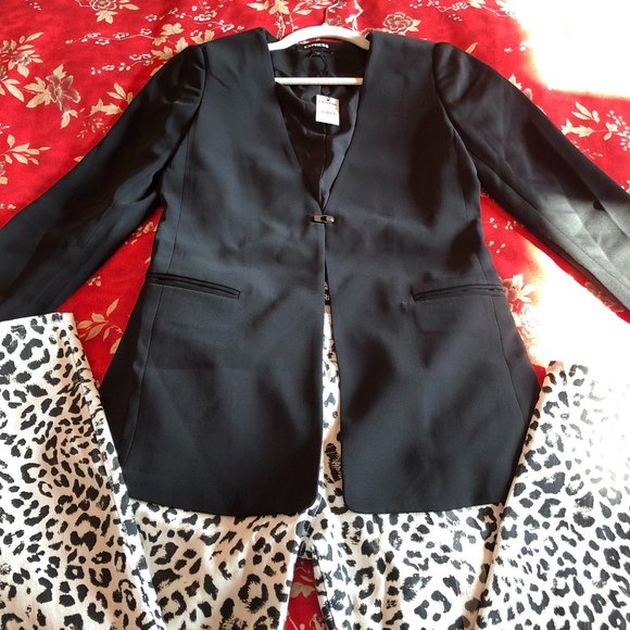 NWT Pitch Black Longline Smooth Blazer by Express - Size 00 - Picture 7 of 16
